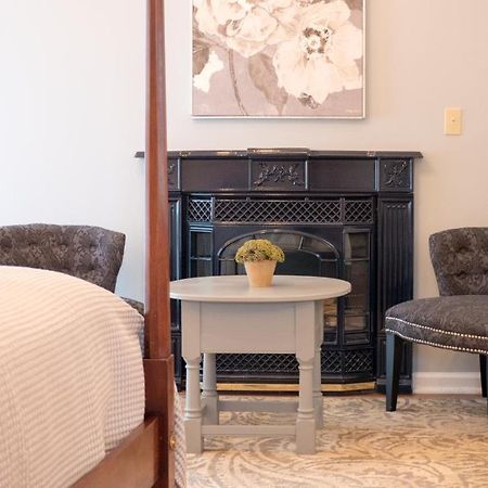 The Manor At Airmont Bed and Breakfast Purcellville Εξωτερικό φωτογραφία